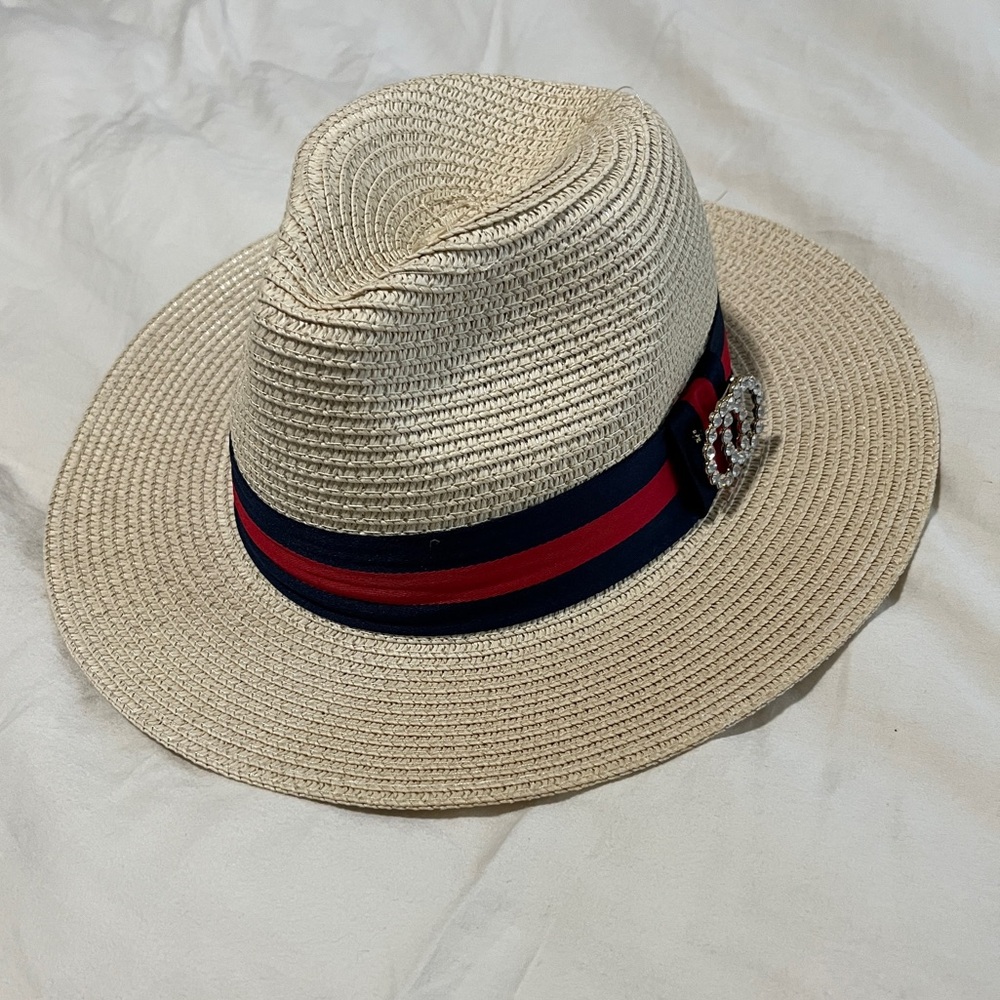 Aldo hat